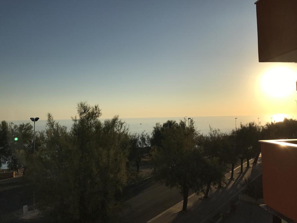 Il Mare Di Gio Apartment Monopoli Bagian luar foto